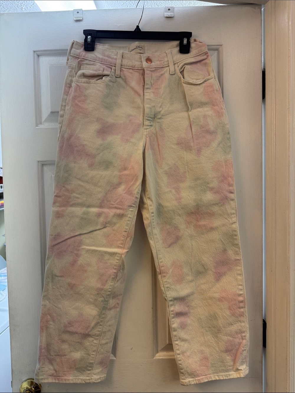Universal Thread Pastel Tie-Dye Straight-Leg Jeans